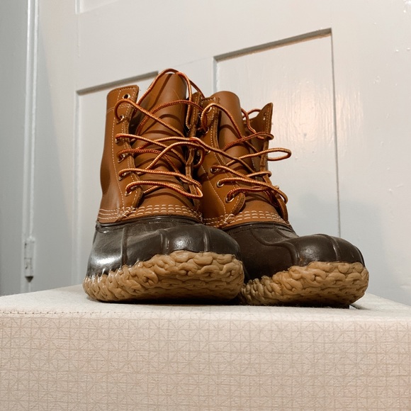 Women’s L.L.Bean Boots, 8” - Picture 1 of 3